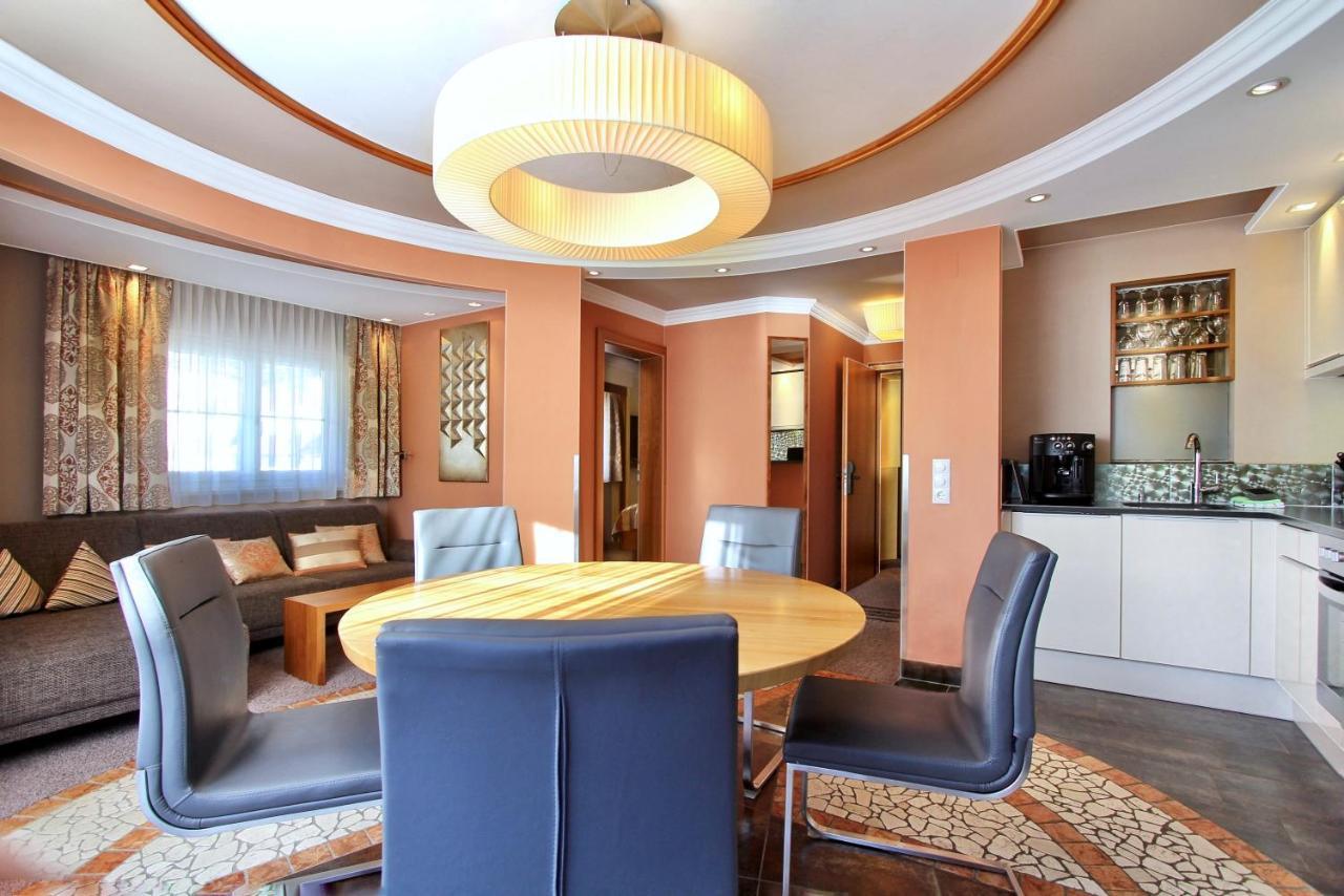 Gruetter Luxury Apartments Ишгль Экстерьер фото