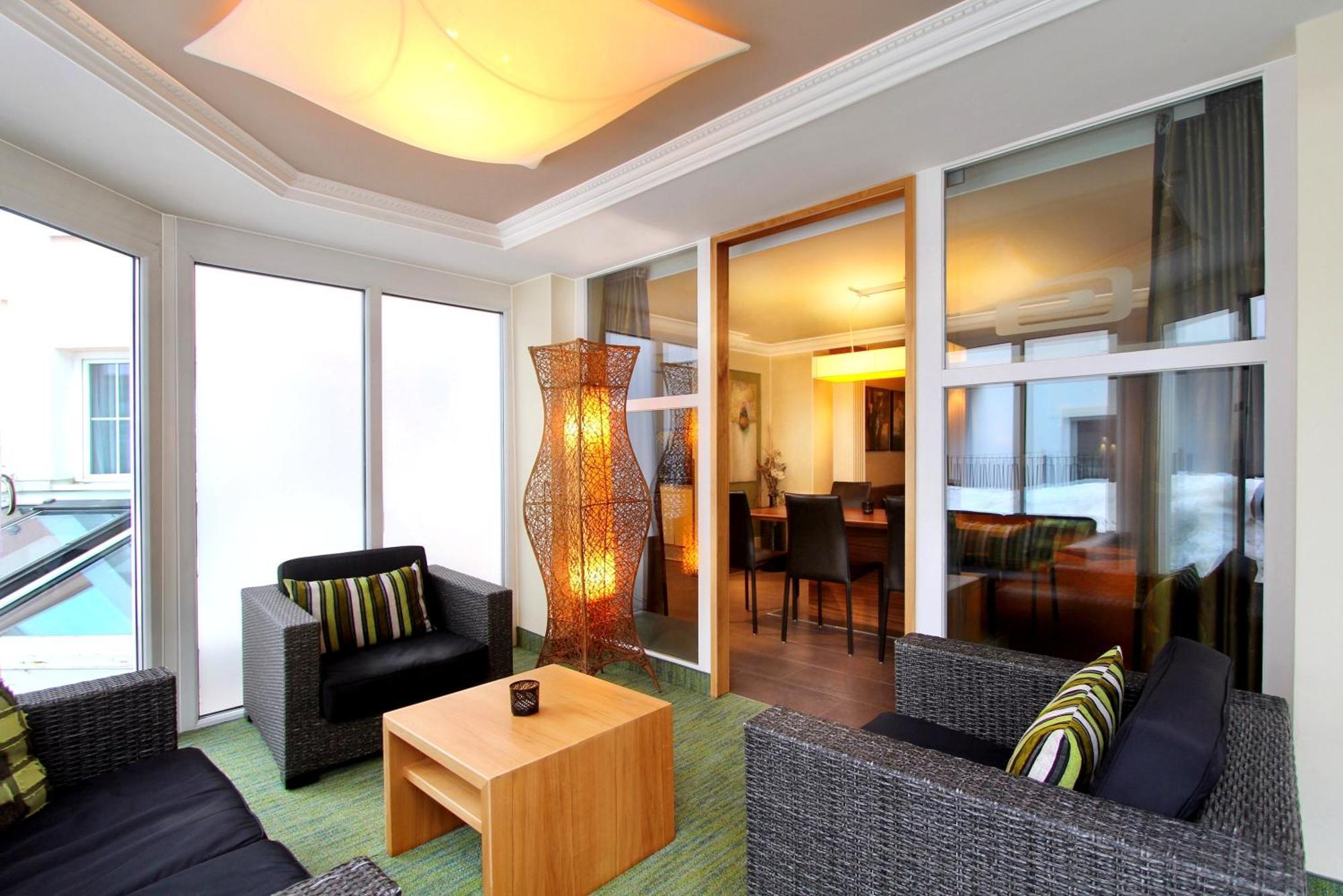 Gruetter Luxury Apartments Ишгль Экстерьер фото