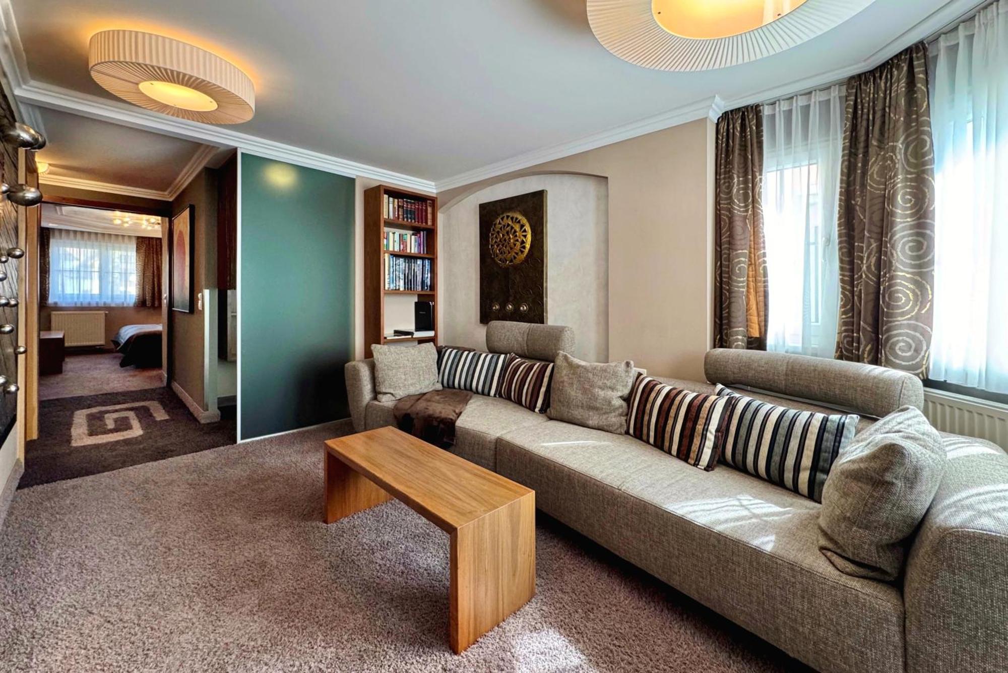 Gruetter Luxury Apartments Ишгль Номер фото