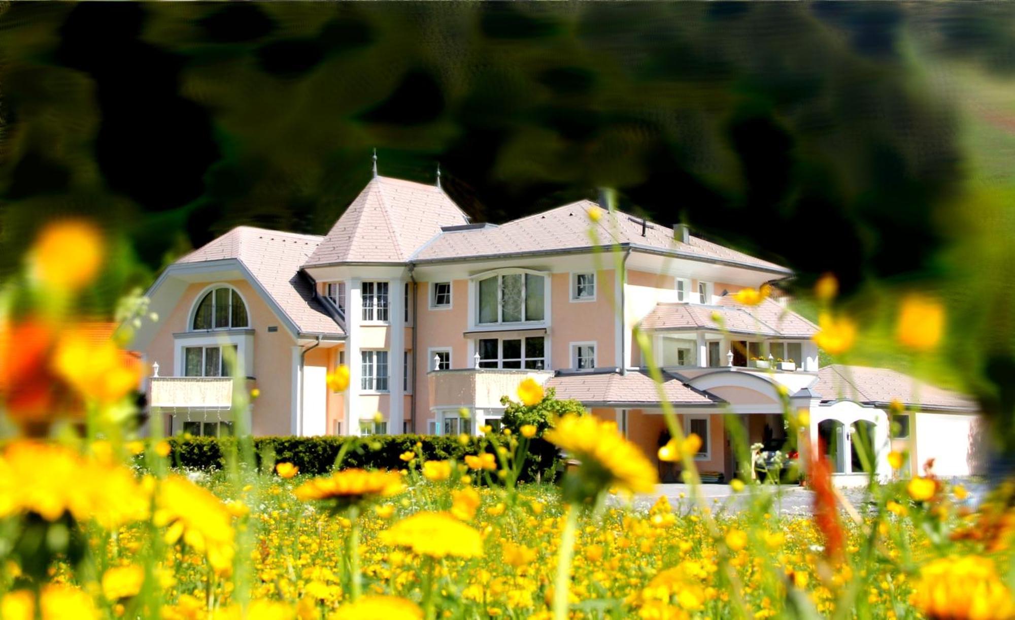 Gruetter Luxury Apartments Ишгль Экстерьер фото